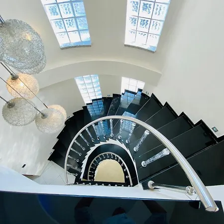 Luxury Roma With Private Pool Kuşadası