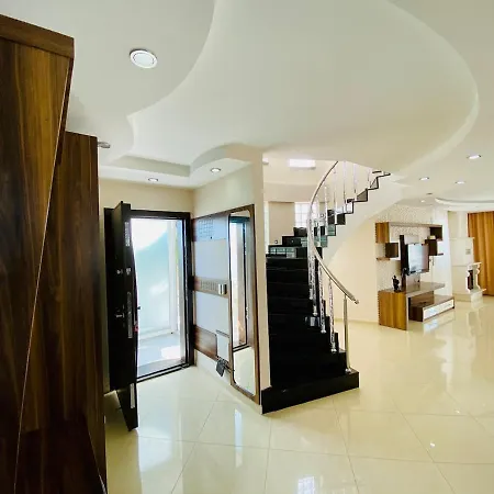 Feriehus Luxury Roma With Private Pool
